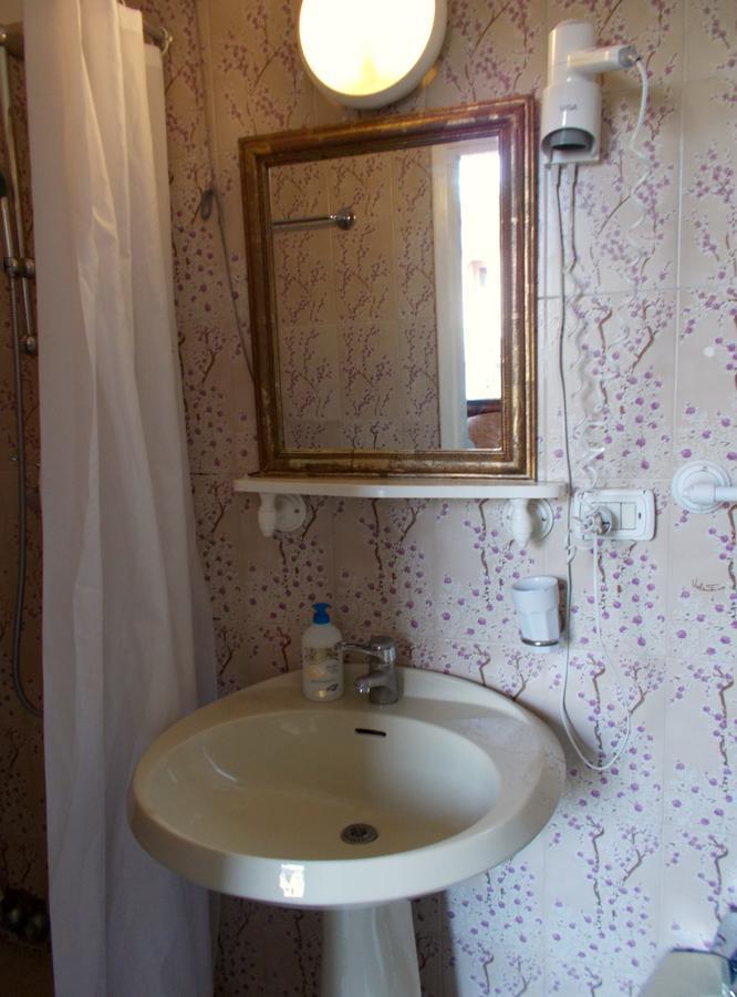 Hotel D'Azeglio Firenze Экстерьер фото